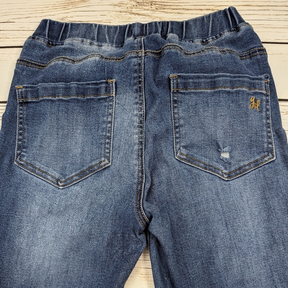 Grace & Lace Distressed Mid Rise Jeggings - Picture 5 of 8